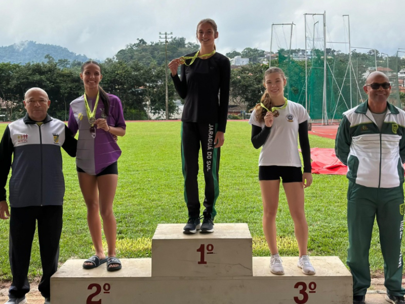 Nossa atleta Julia Carollina Zaffari Rathunde do 2º ano/EM se destacou nos JESC!